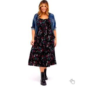 Torrid Midi Velvet Skater Dress, size 2